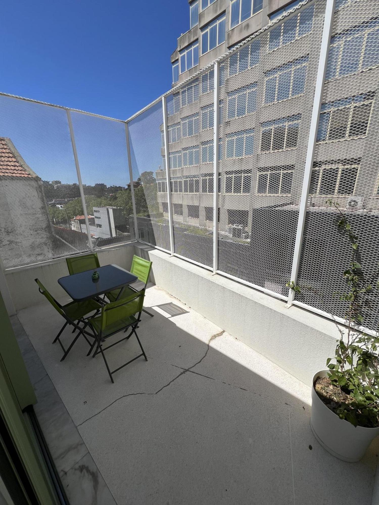 Cativo Flat - Lovely 2 Bedroom Duplex In Porto Luaran gambar